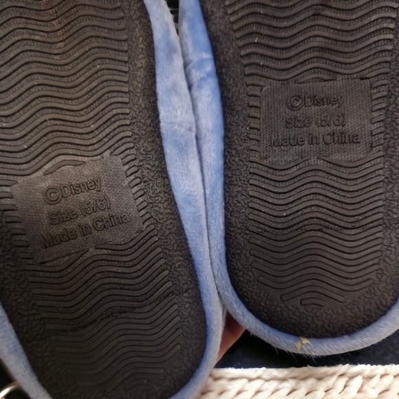 Stitch Infant Slippers Size 5/6 - Picture 2 of 2